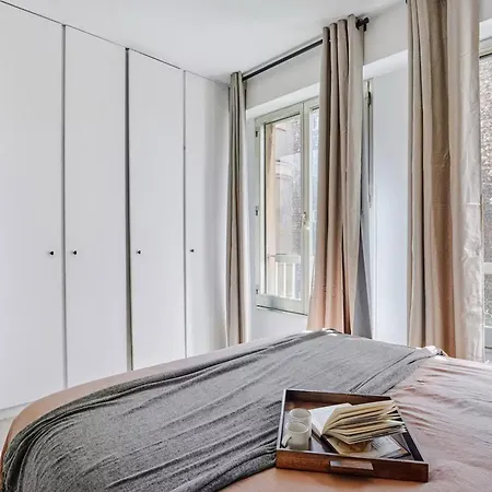 Le Nid Velours 1001y Paris